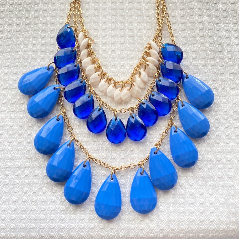 Sexy NWT 3-Tier Gold Necklace Lapis, Blue & White